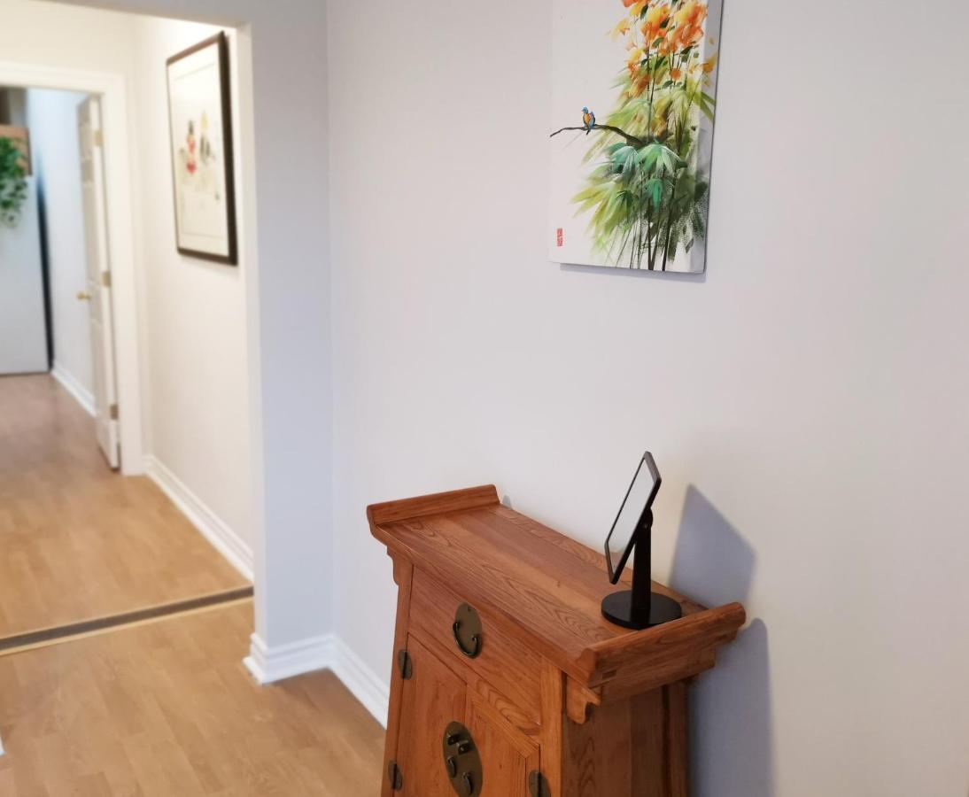 Cozy Private Rm Heart Of North York Free Parking Full Kitchen Close To Downtown Apartment Toronto Exterior photo
